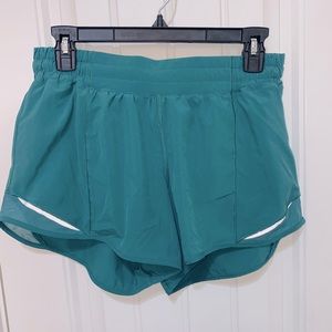 Lululemon Teal lagoon 4” inseam size 10